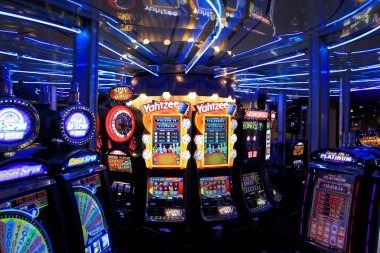 iboplay account setup and Domino QQ table selection on mobile