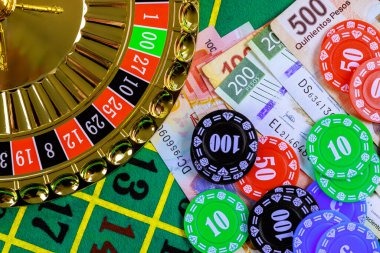 iboplay mobile app showing Togel Draw ticket selection and live draw interface